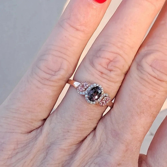 Natural Lavender Spinel & Pink Tourmaline 3 Stone Ring. - Picture 6 of 6